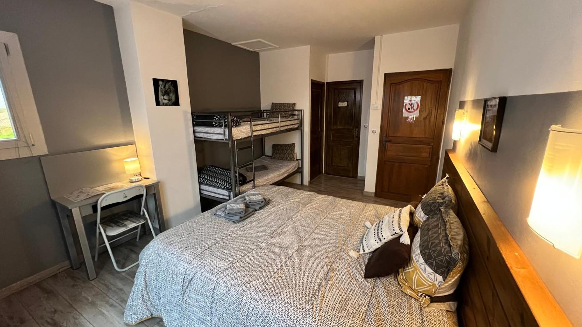 Chambres D'Hotes Le Saint Victor - Provence, Vaucluse Pernes-les-Fontaines Zewnętrze zdjęcie