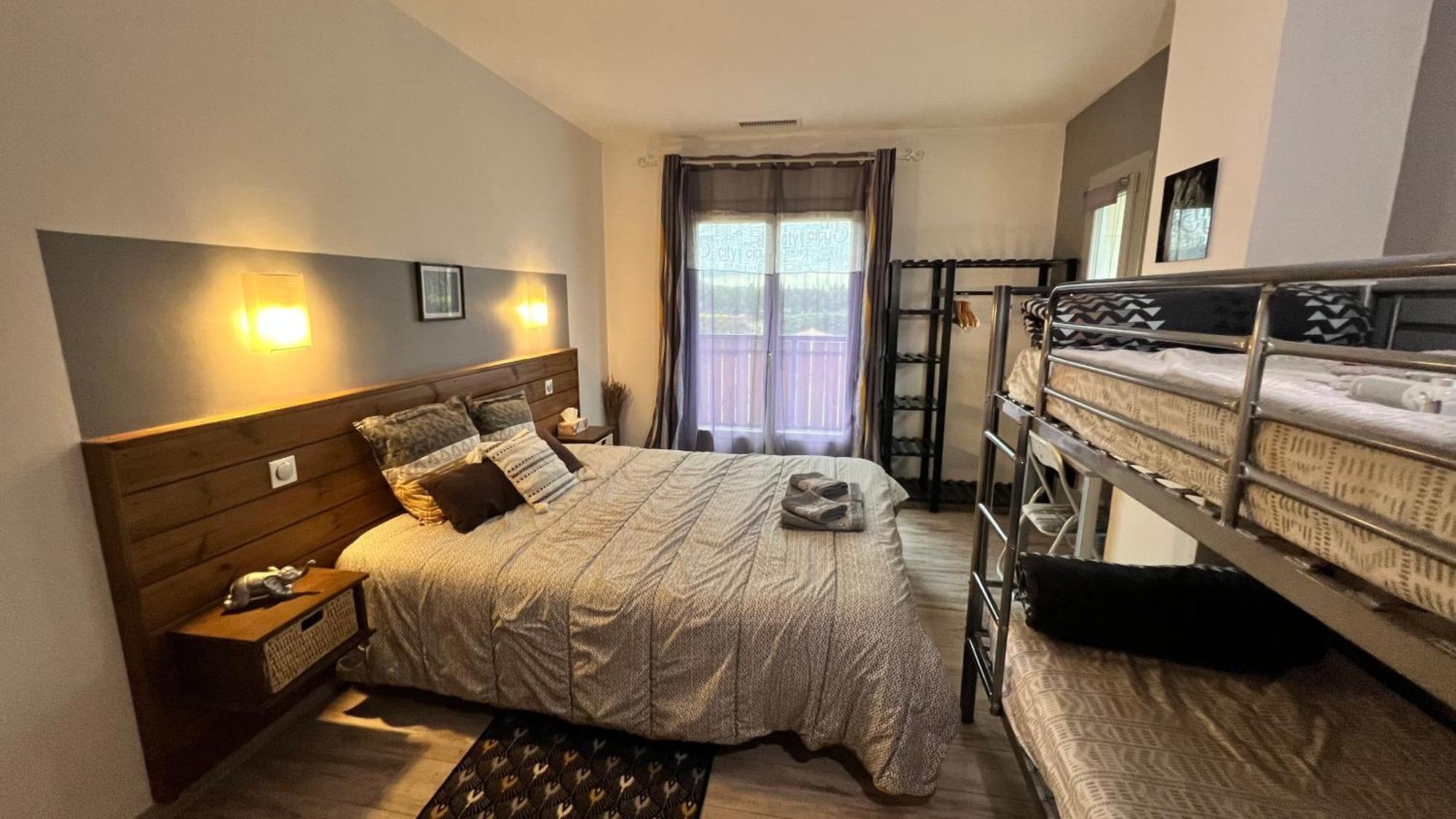 Chambres D'Hotes Le Saint Victor - Provence, Vaucluse Pernes-les-Fontaines Zewnętrze zdjęcie